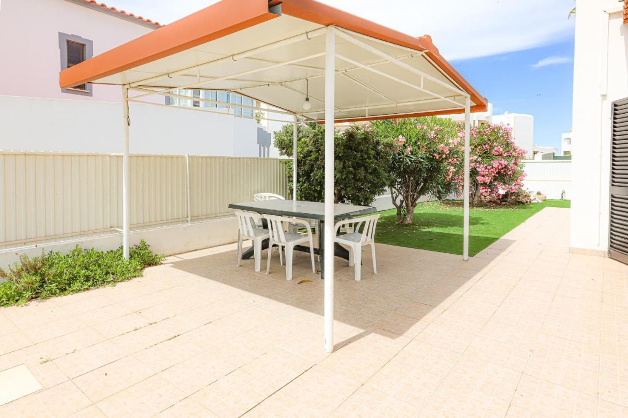 Villa Cesaltina - Gale - Swimming Pool - By Bedzy Albufeira Eksteriør billede