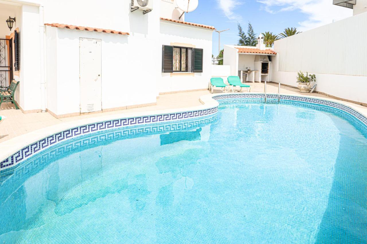 Villa Cesaltina - Gale - Swimming Pool - By Bedzy Albufeira Eksteriør billede